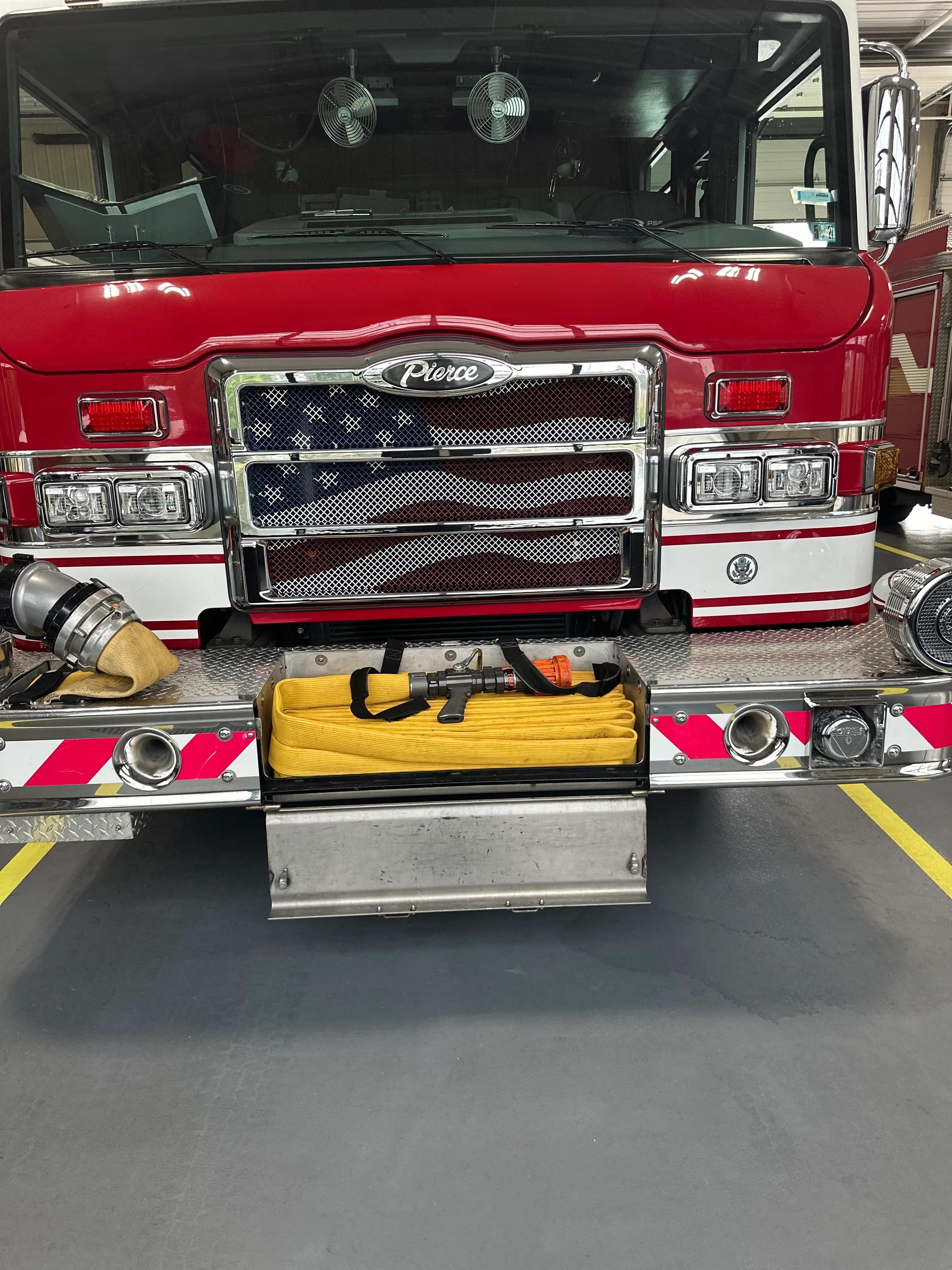 2008 Pierce 4x4 Pumper - image 17