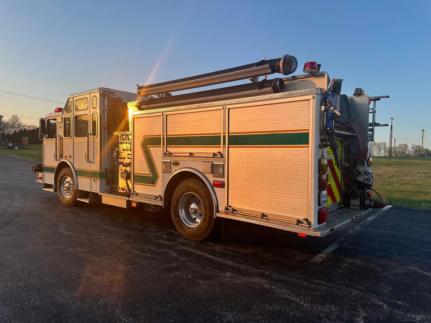 2002 KME Pumper - image 2