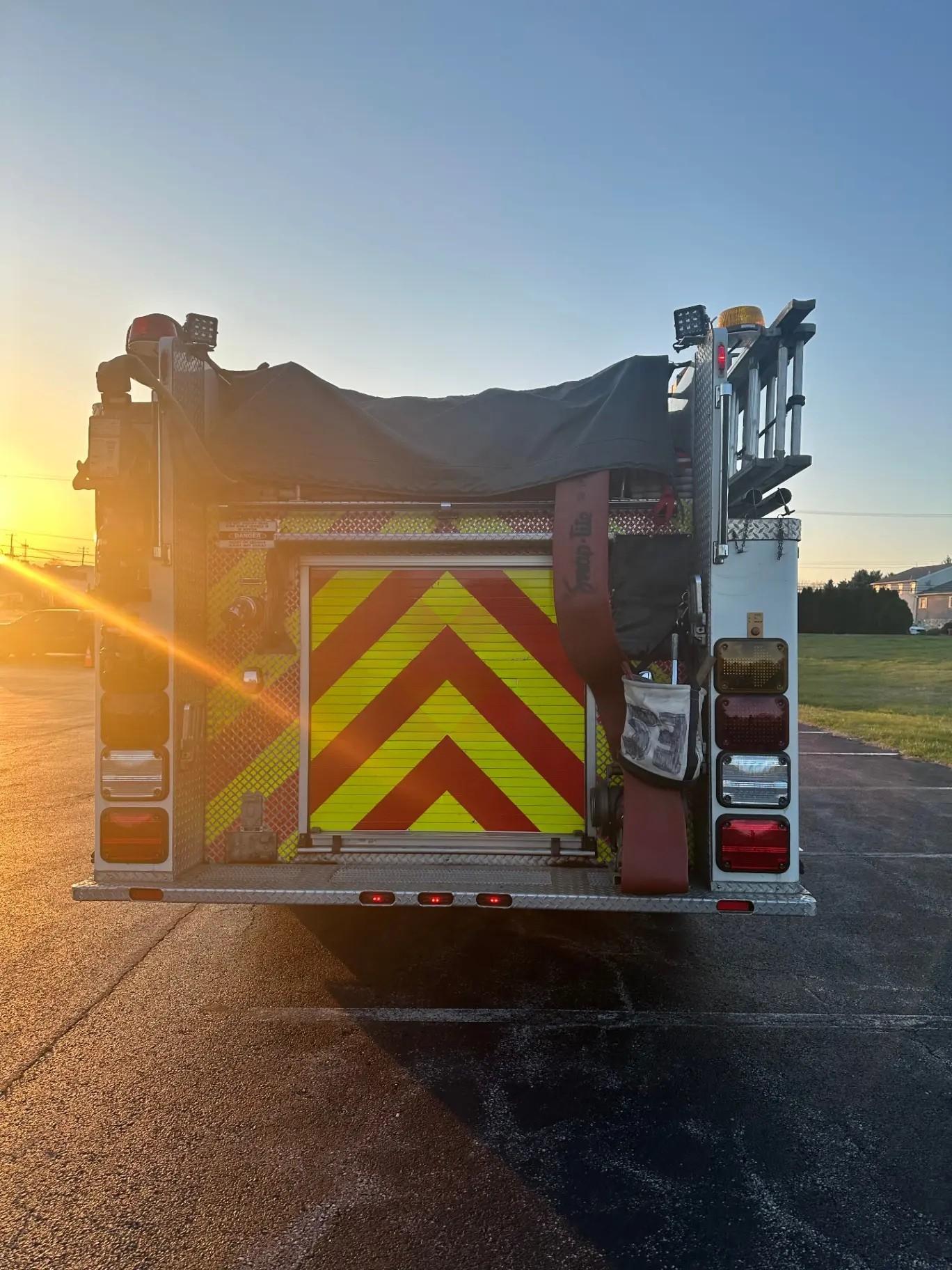 2002 KME Pumper - image 3