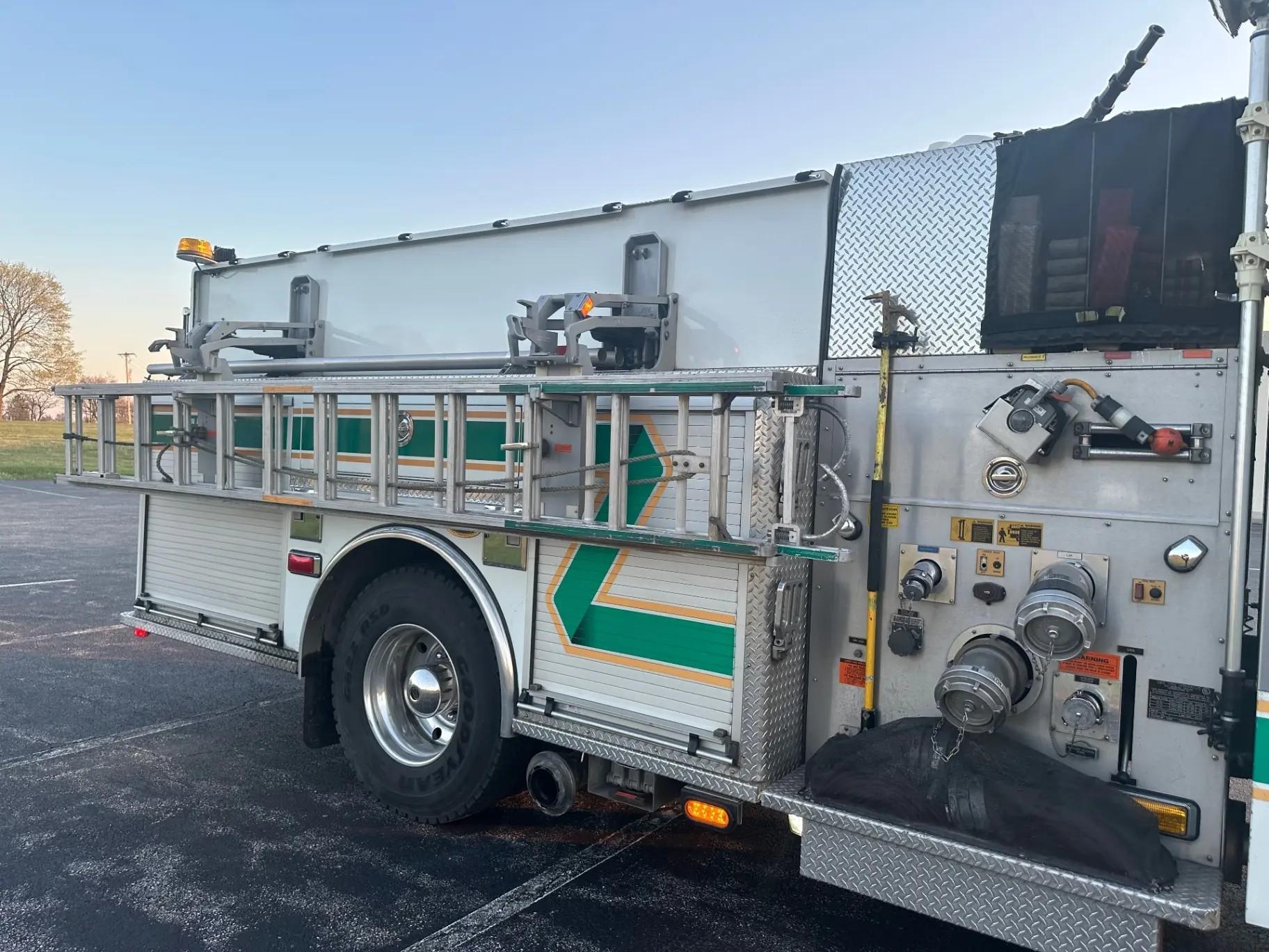2002 KME Pumper - image 5