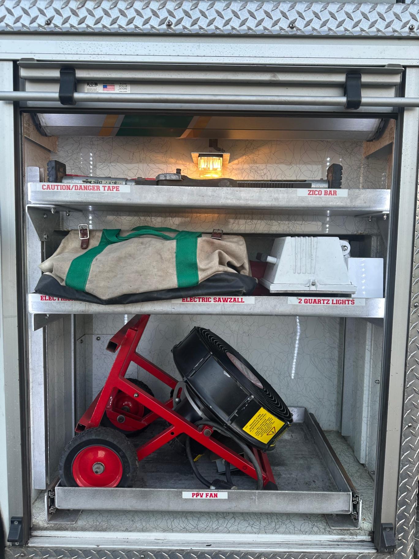 2002 KME Pumper - image 12