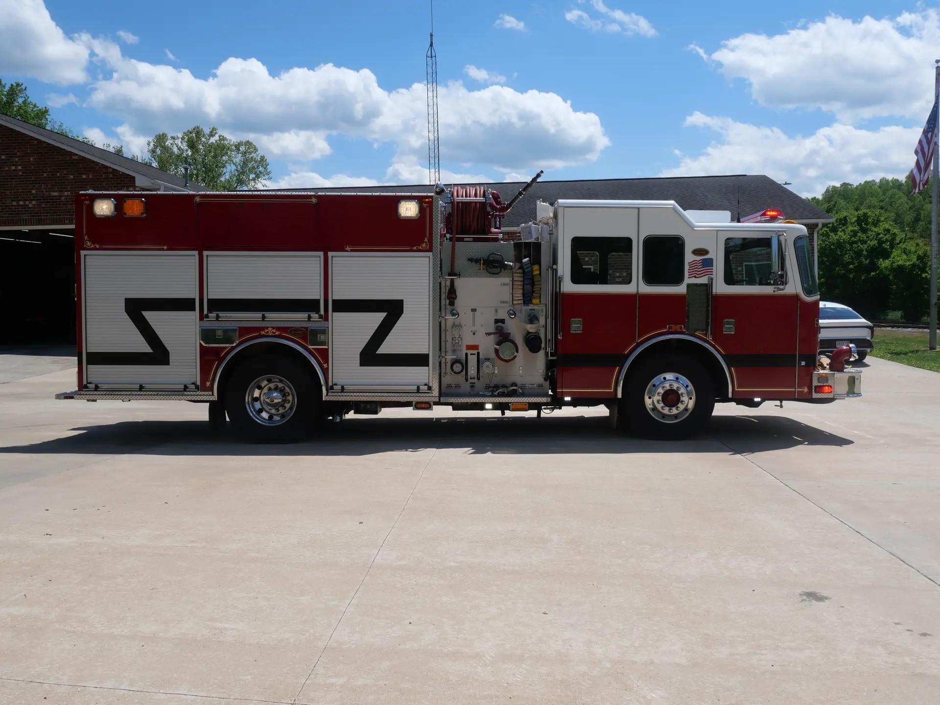 2004 KME Pumper - image 10