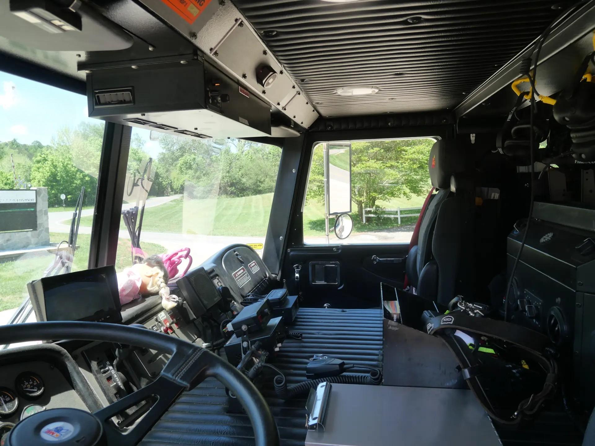 2004 KME Pumper - image 27