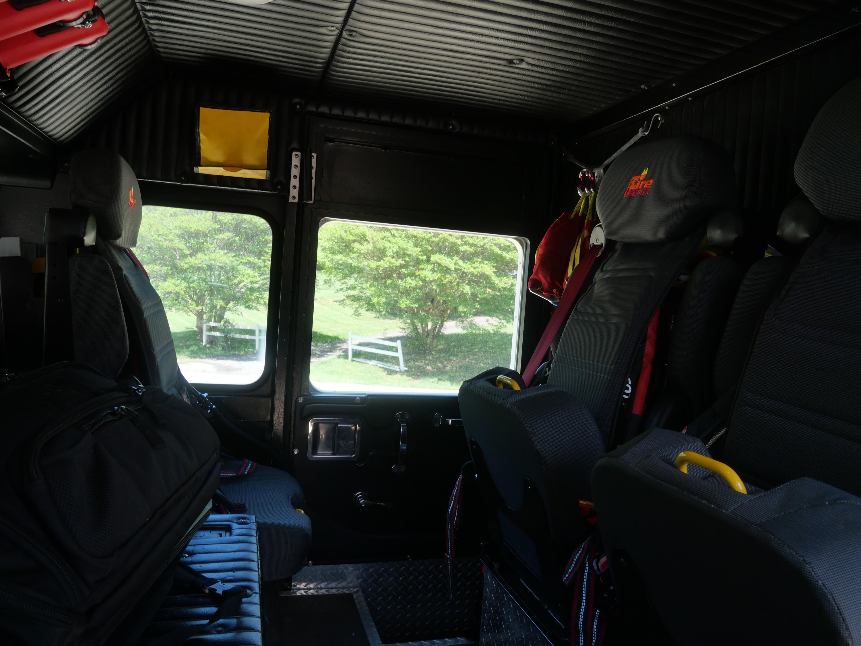 2004 KME Pumper - image 30