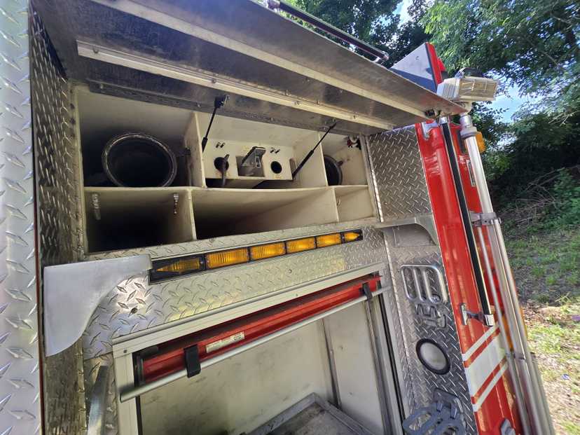 2000 HME Pumper — photo 7
