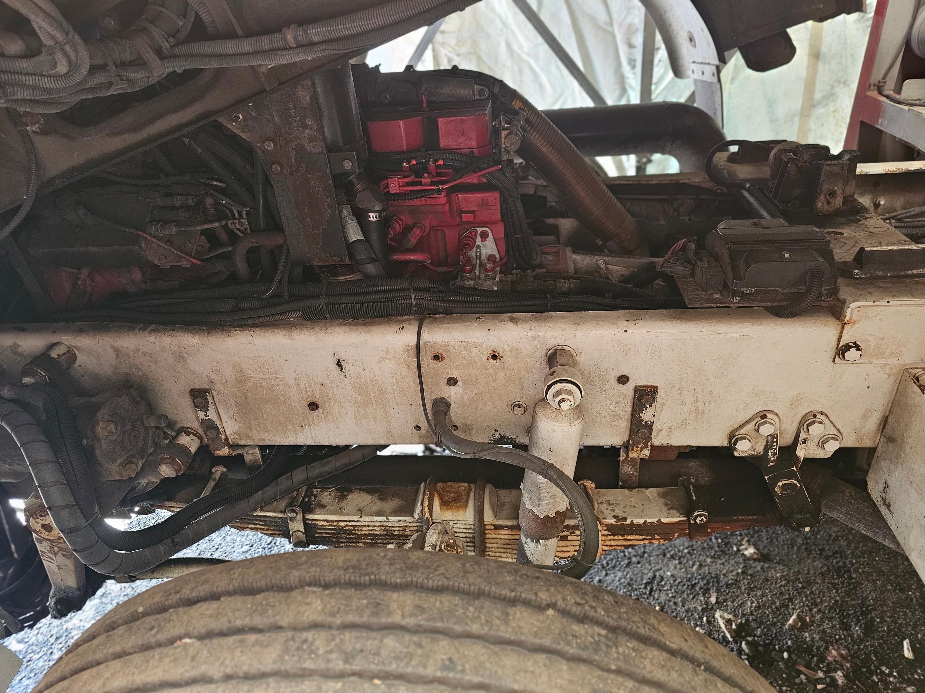 2000 HME Pumper - image 20