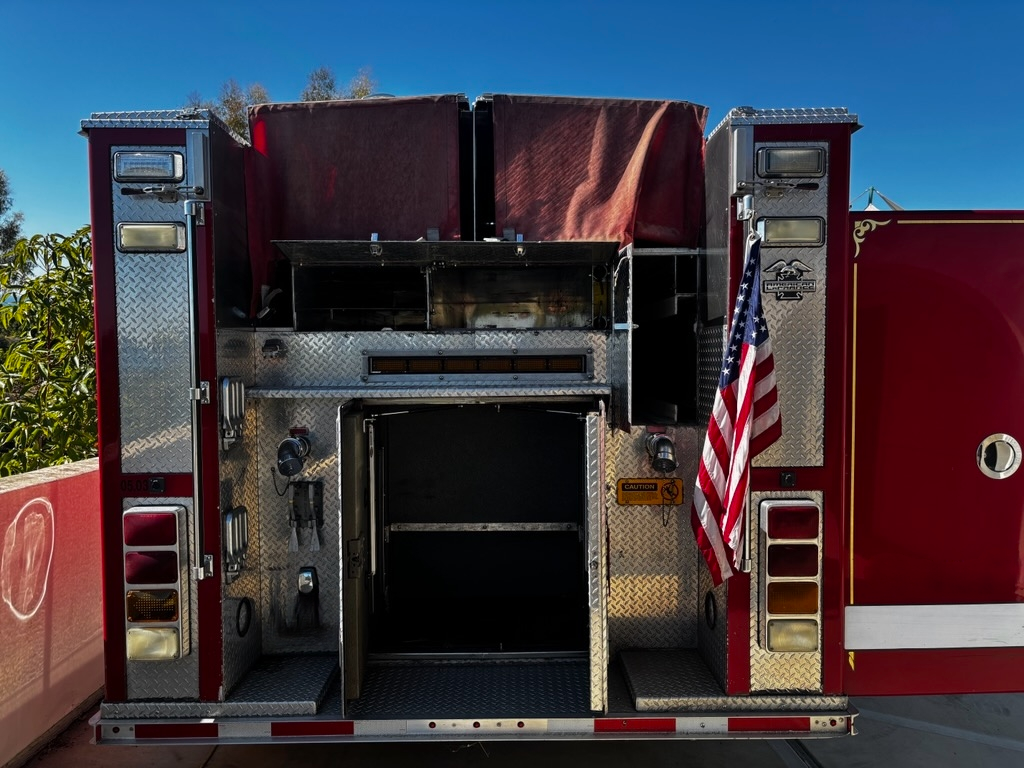 2005 American LaFrance Pumper - image 4