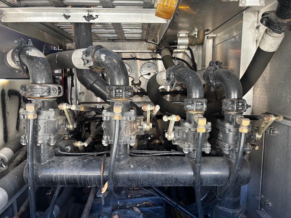 2005 American LaFrance Pumper - image 5