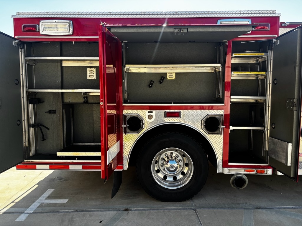 2005 American LaFrance Pumper - image 13
