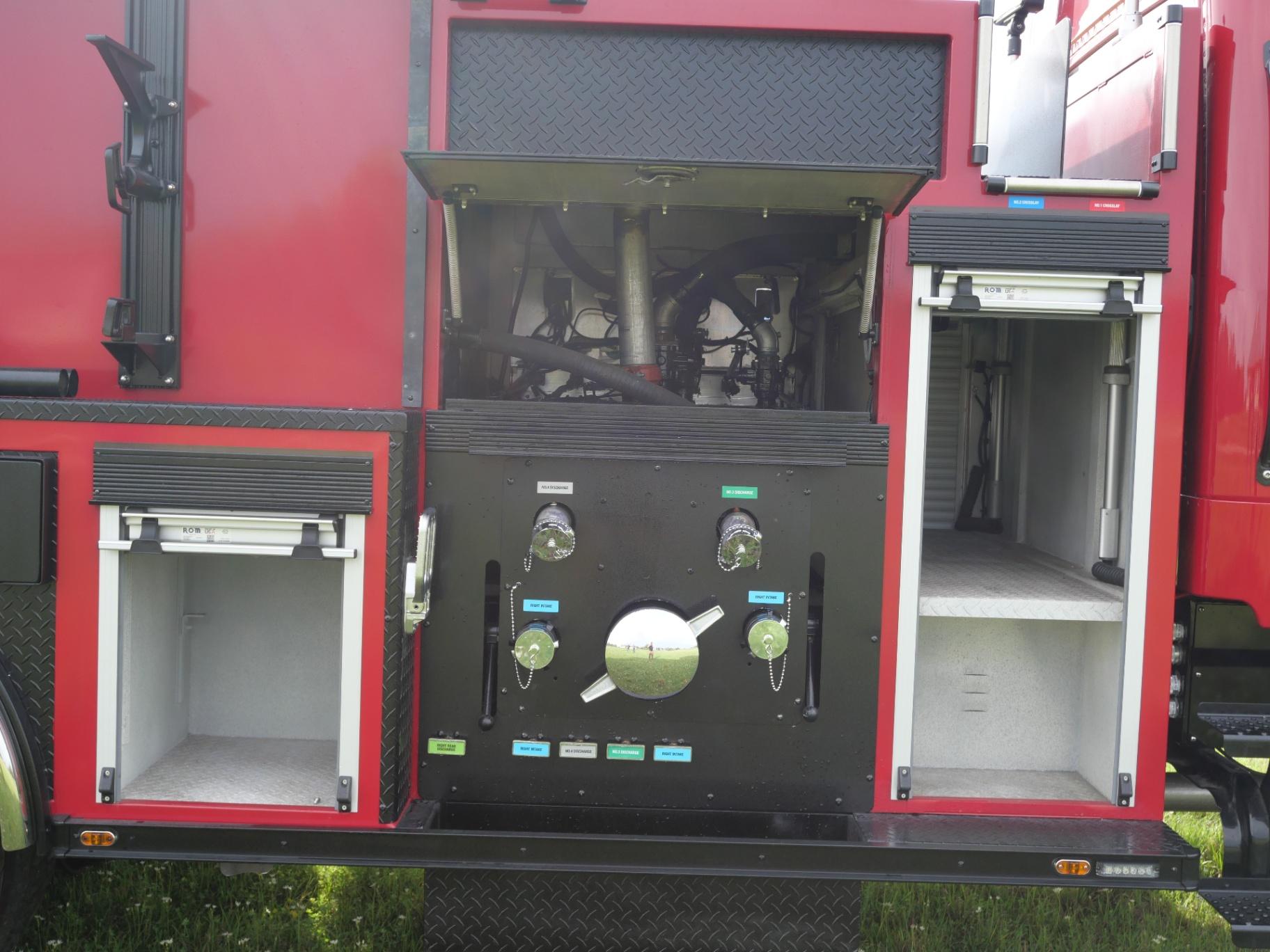 2022 E-One Freightliner Pumper Tanker - image 17