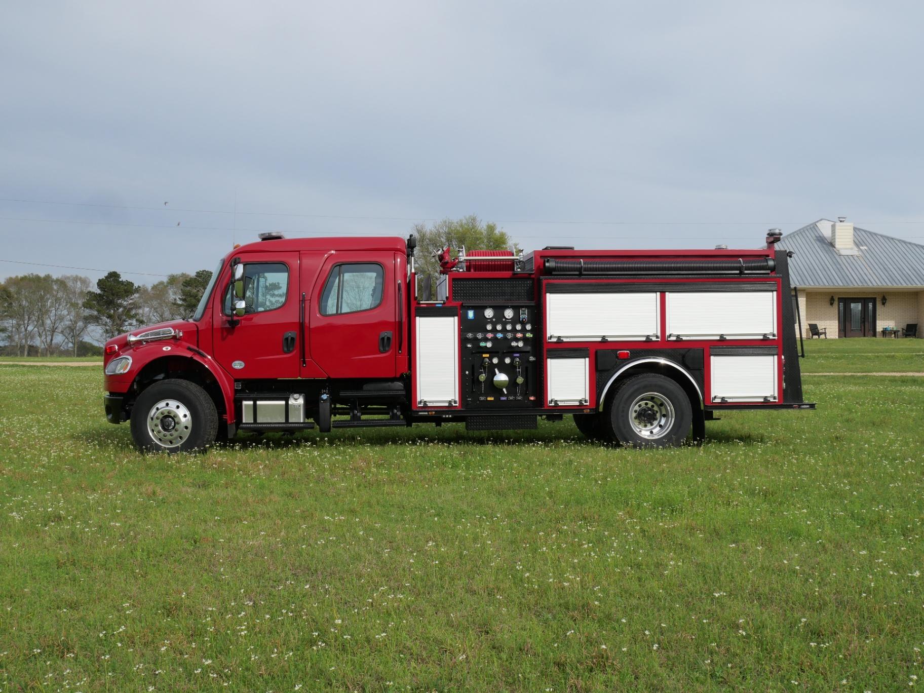 2022 E-One Freightliner Pumper Tanker - image 2