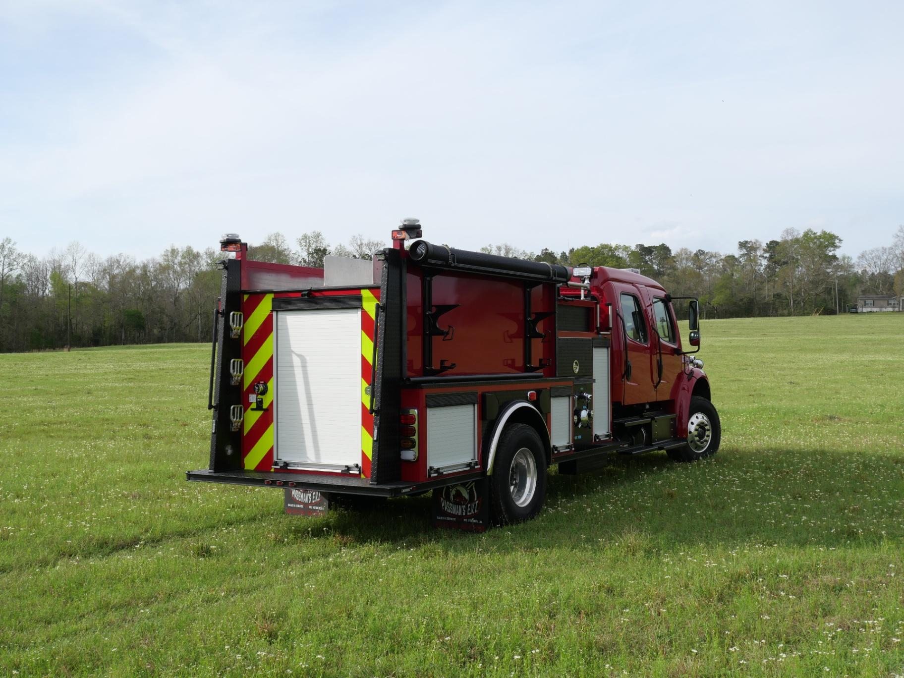 2022 E-One Freightliner Pumper Tanker - image 8