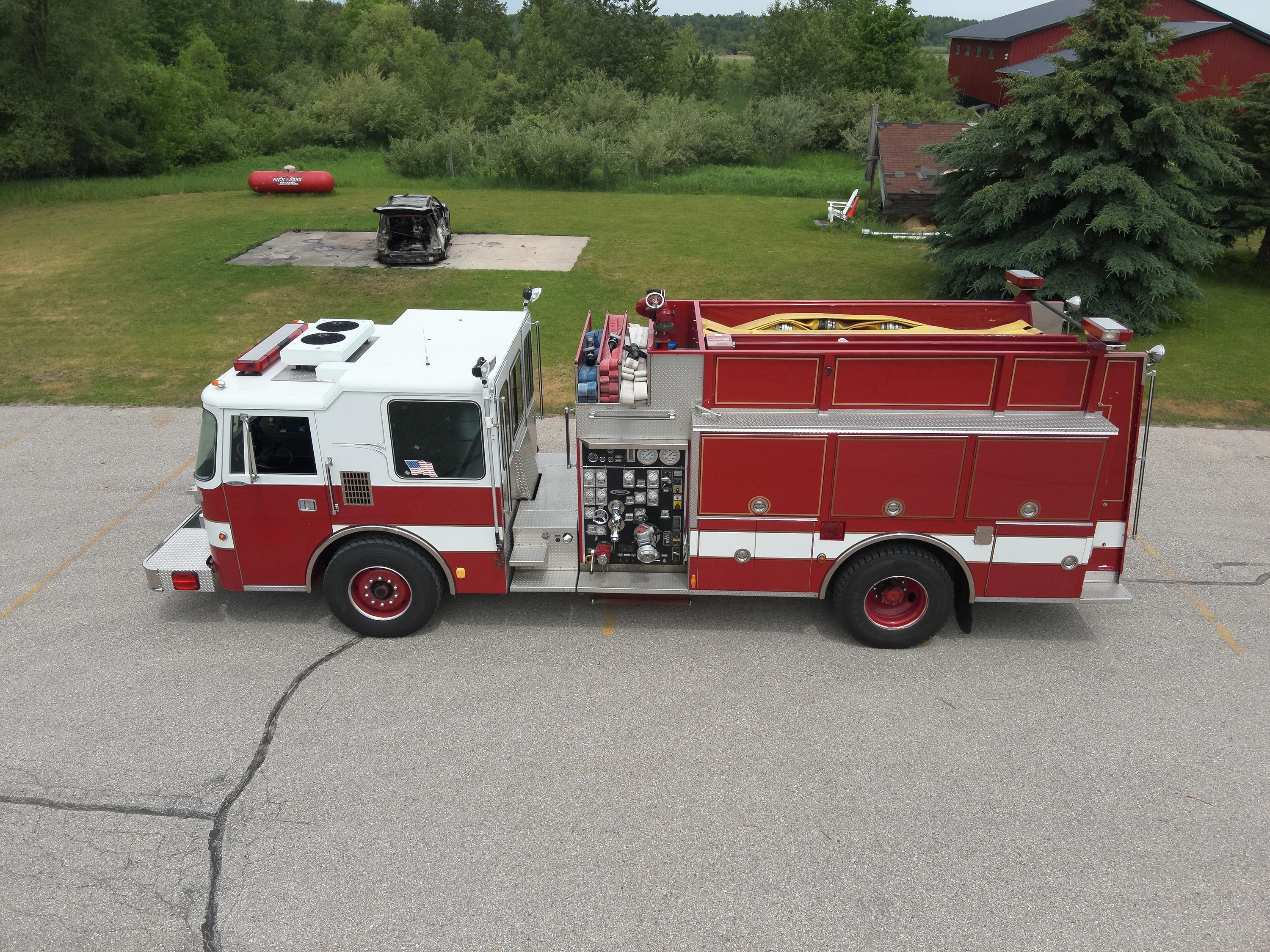 1993 Pierce Pumper - image 2