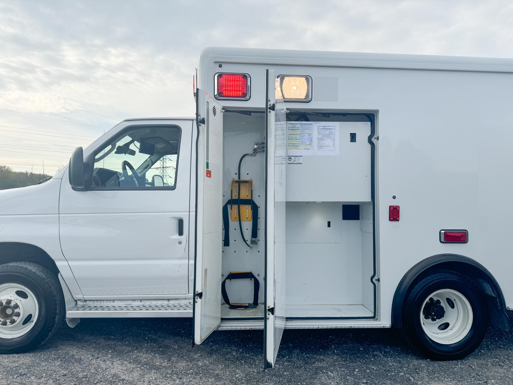 2022 Crestline CCL150 E-350 Type III - image 5