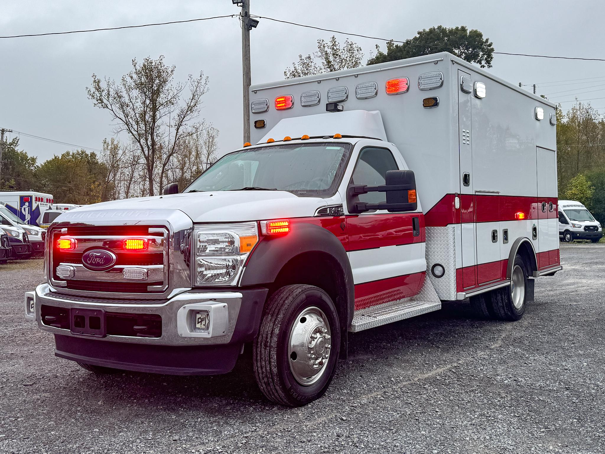 2016 Road Rescue 4x4 Type I - image 1