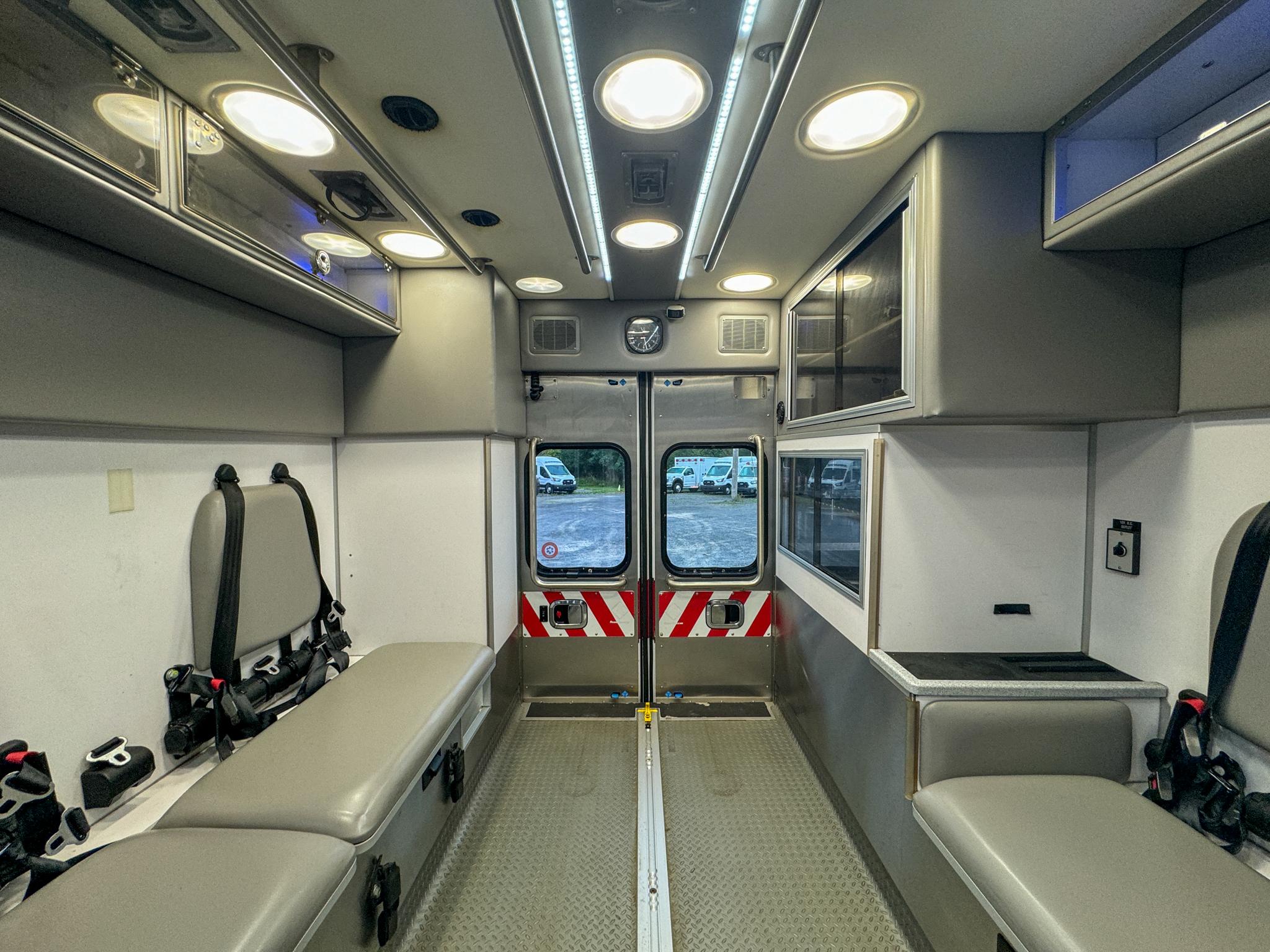 2016 Road Rescue 4x4 Type I - image 14