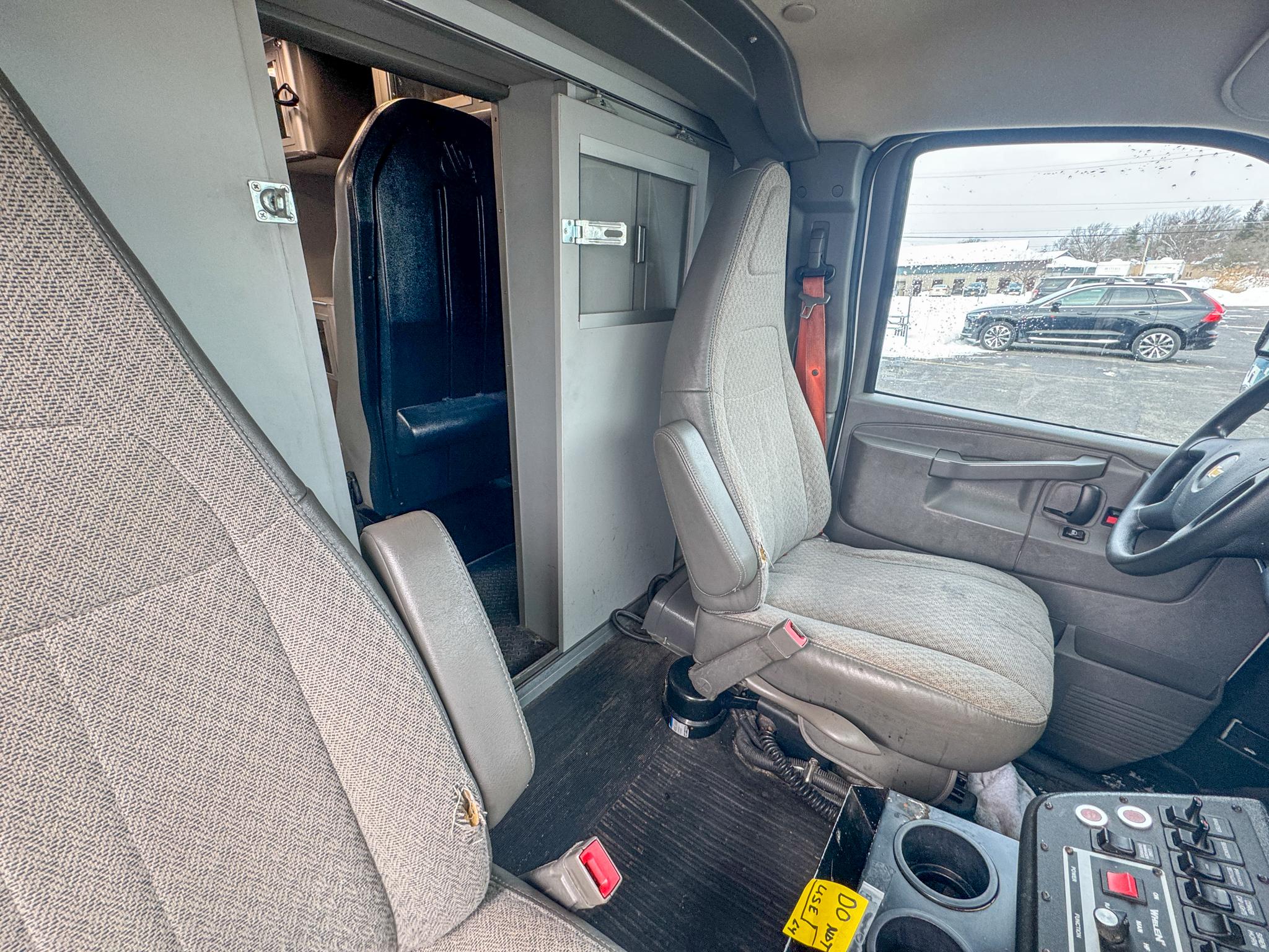 2017 Wheeled Coach CitiMedic Chevy 3500 Type III - image 12