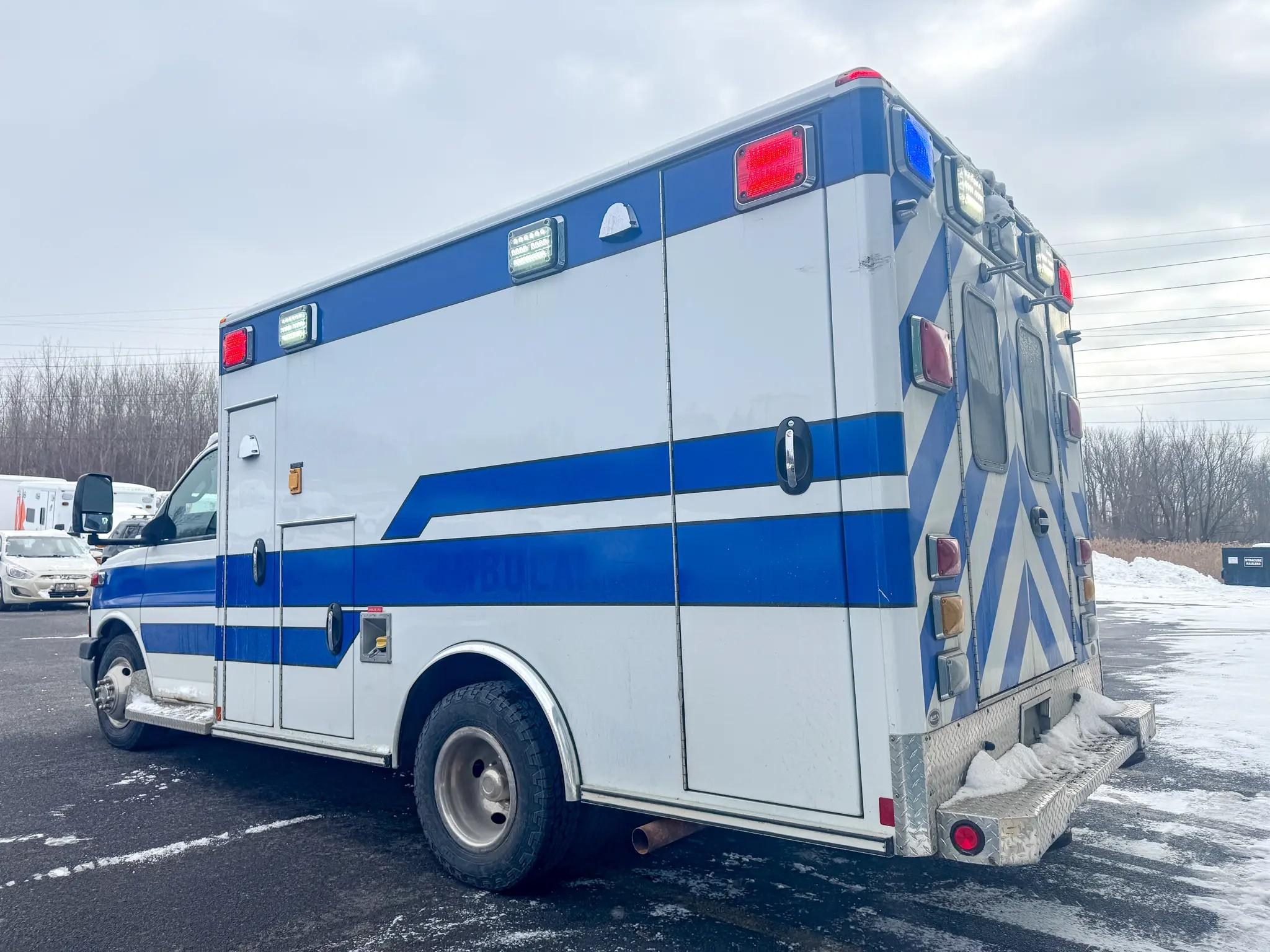 2017 Wheeled Coach CitiMedic Chevy 3500 Type III - image 2