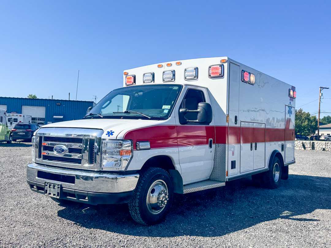 2016 Braun First Priority Group Remount Ambulance