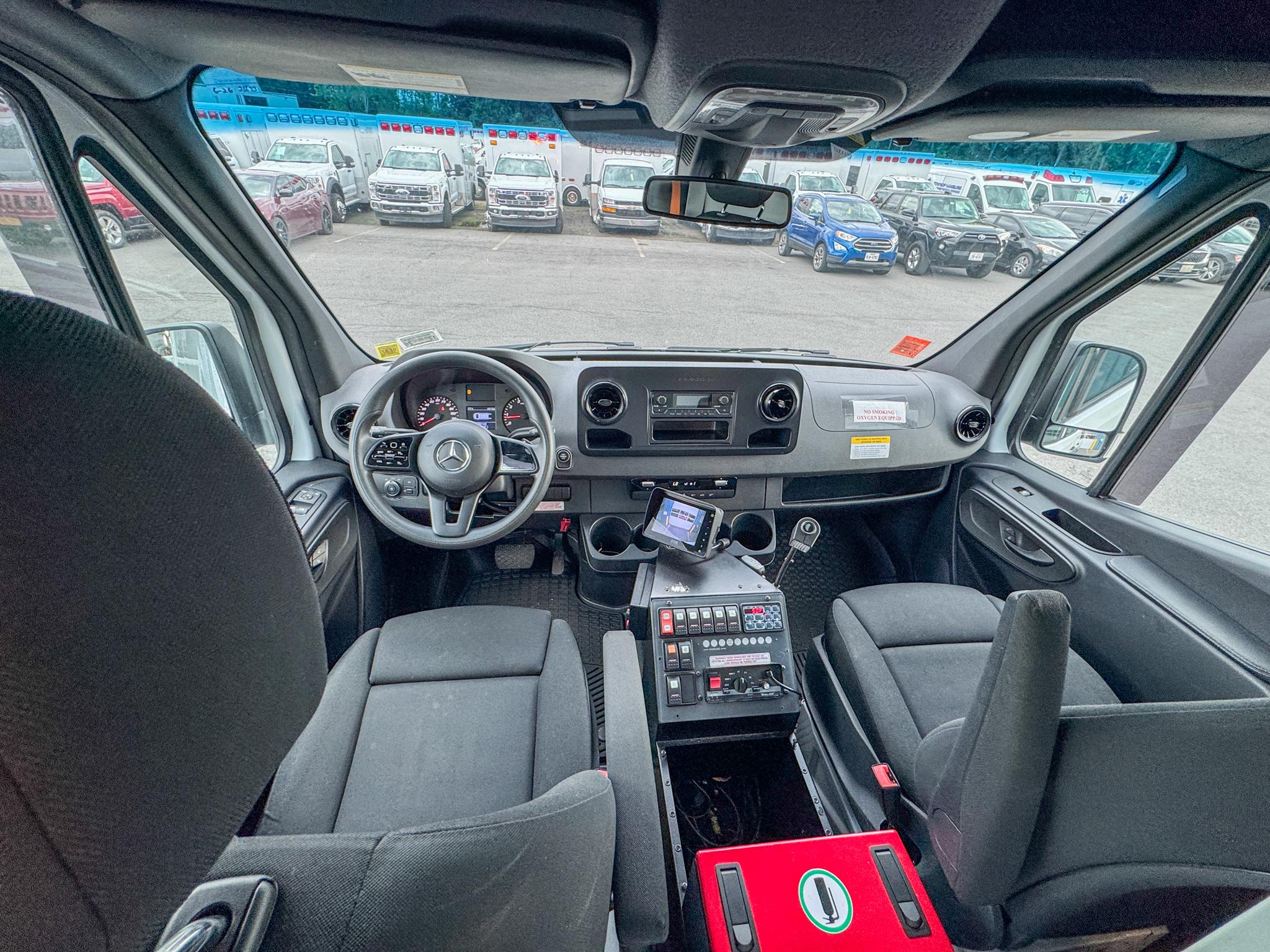 2019 Demers Mercedes Type II Ambulance - image 7