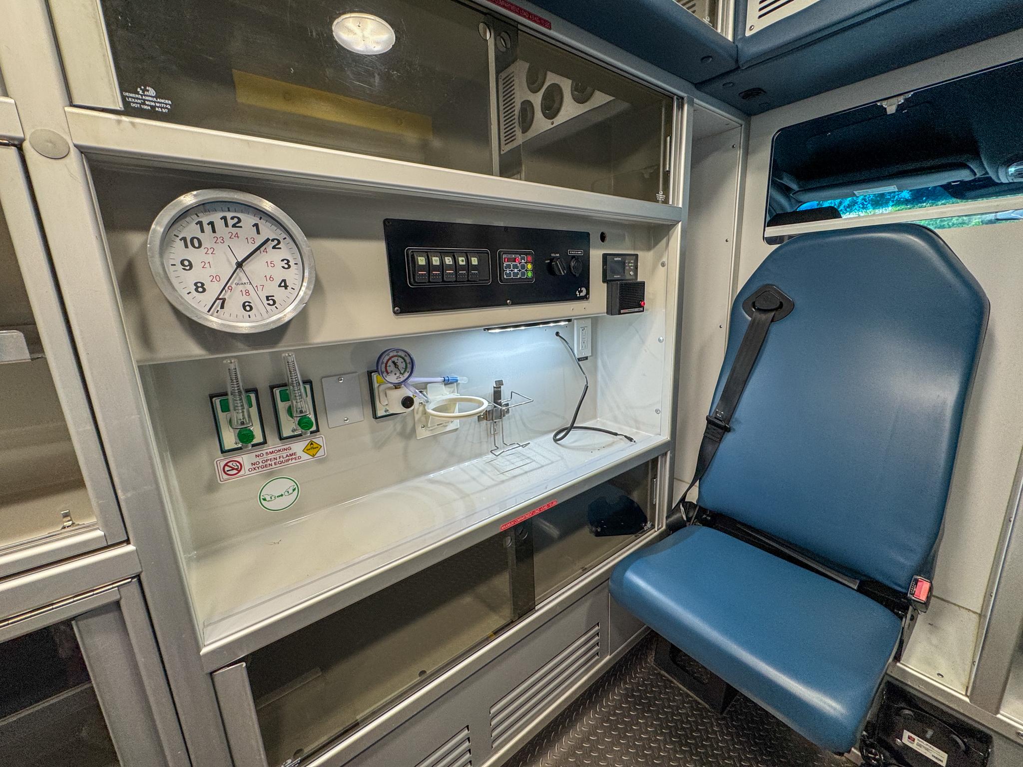 2019 Demers Mercedes Type II Ambulance - image 12
