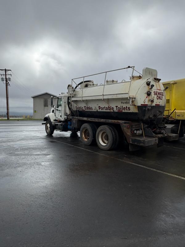 2005 Mack Fruitland Septic - image 4
