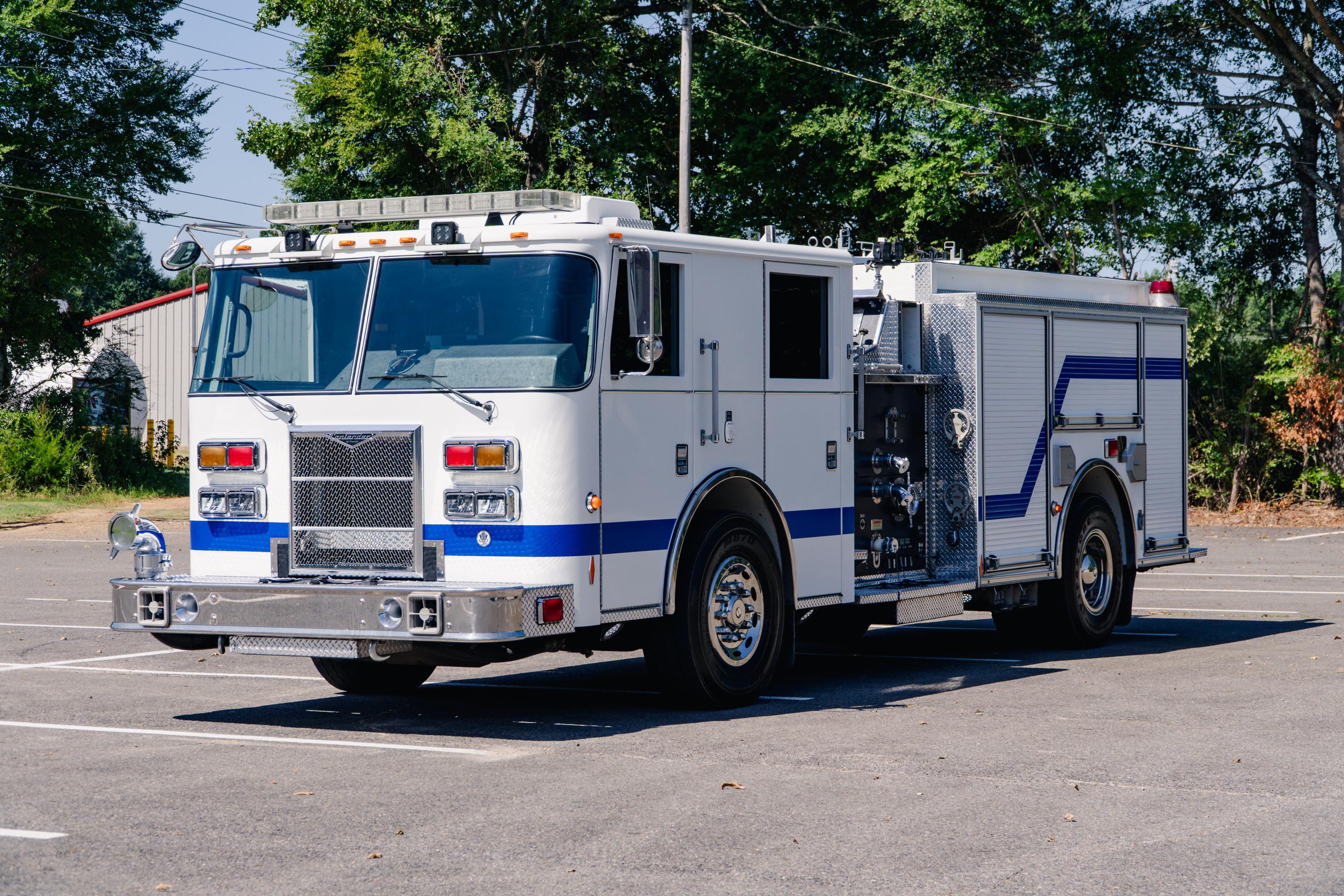 2008 Pierce Contender Pumper - image 1