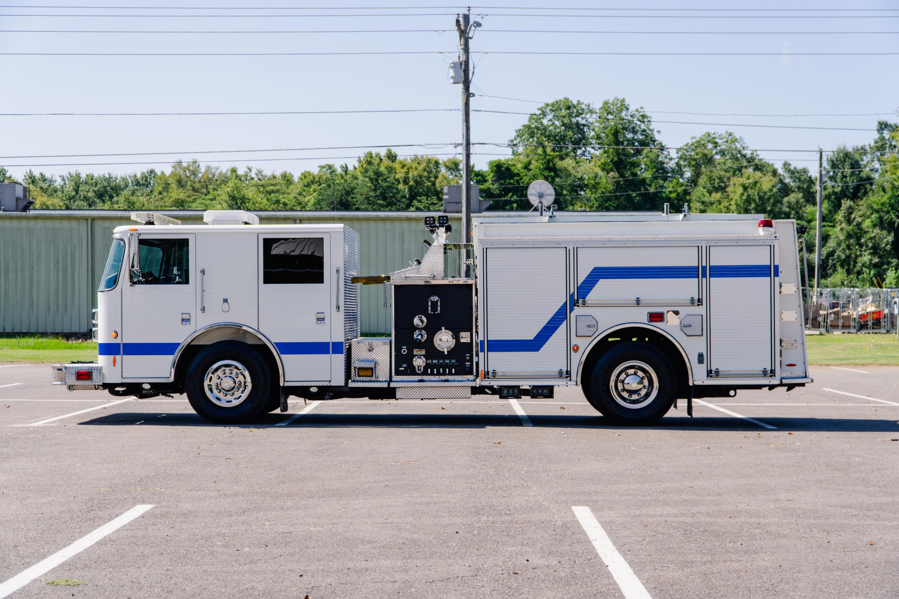 2008 Pierce Contender Pumper - image 7