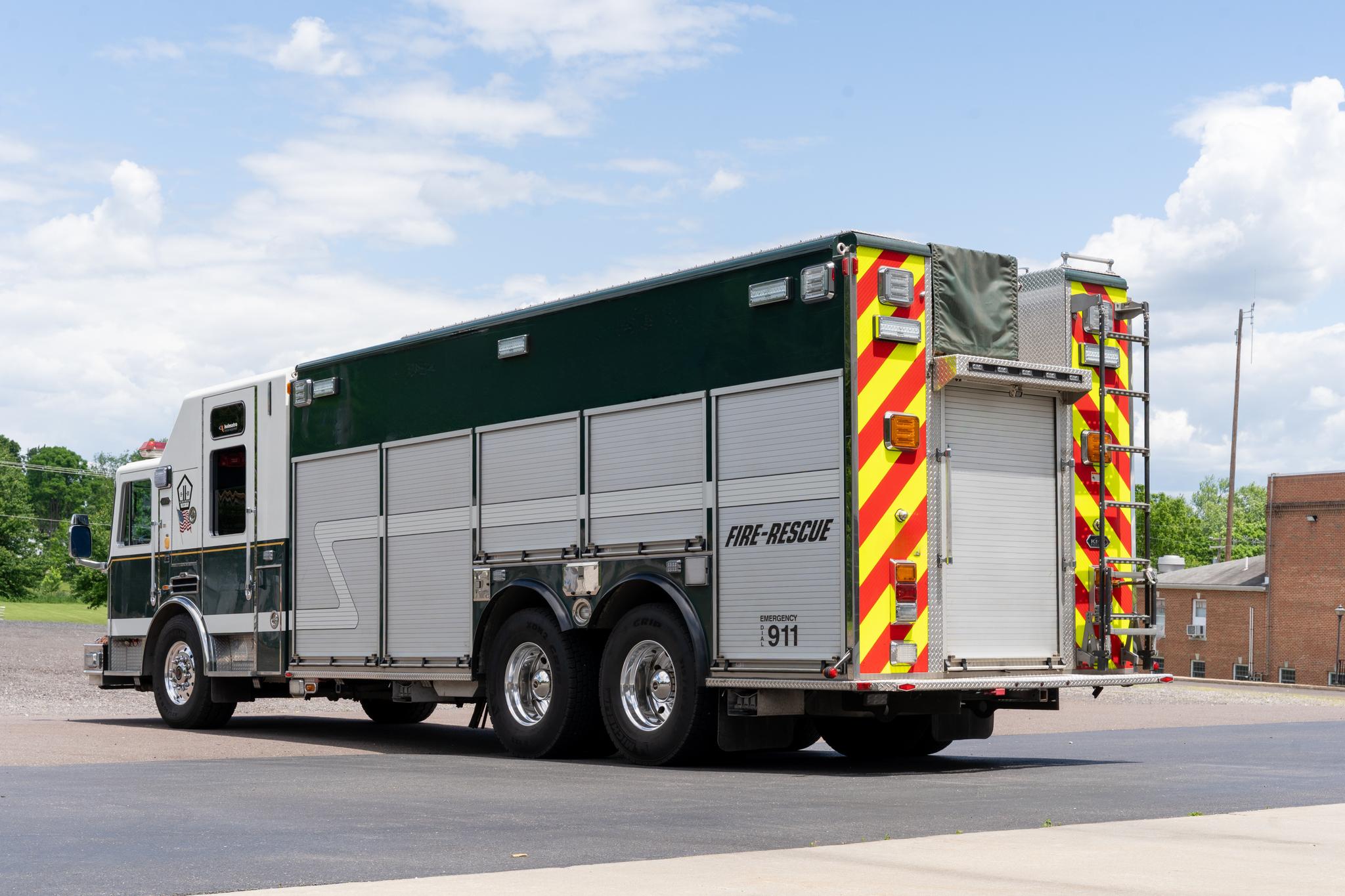 2012 KME Predator Rescue Pumper - image 5