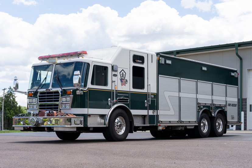 2012 KME Predator Rescue Pumper — photo 2