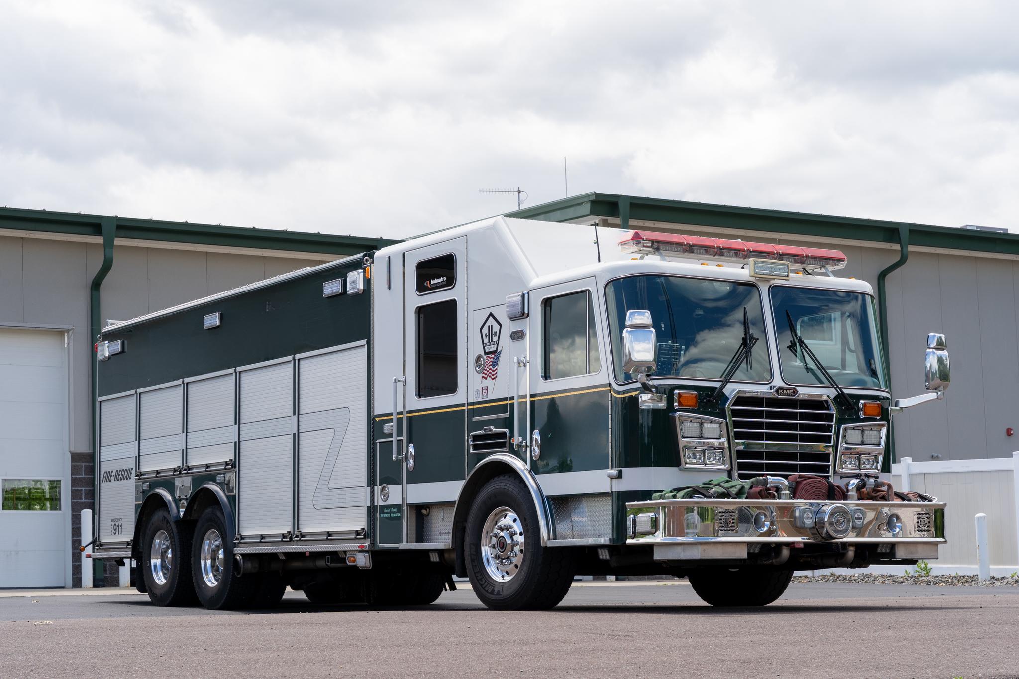 2012 KME Predator Rescue Pumper - image 3