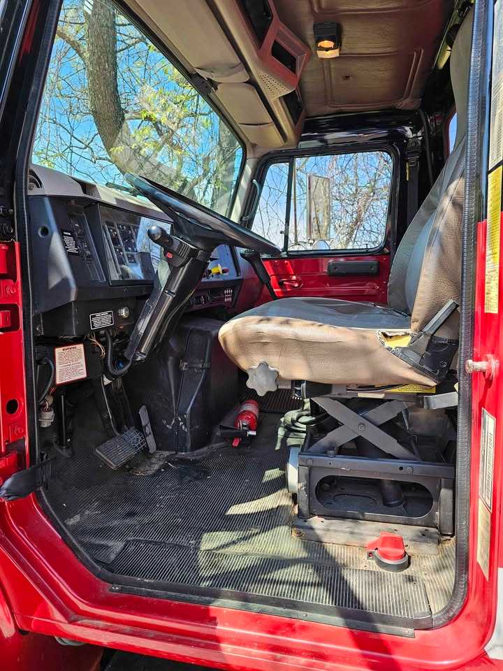 1999 International Medium Rescue — photo 6