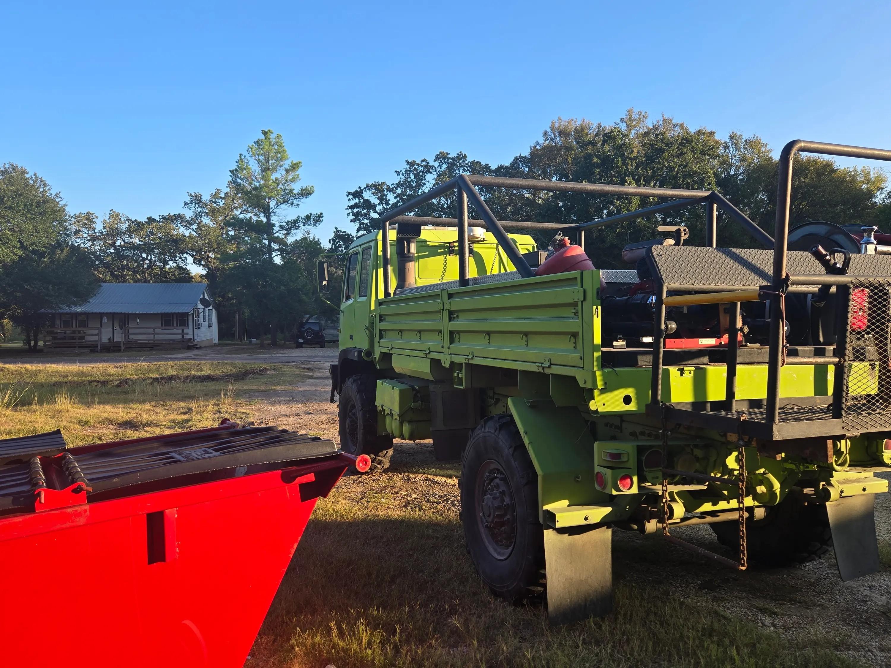 1996 S&S FT 4x4 Brush Truck - image 3
