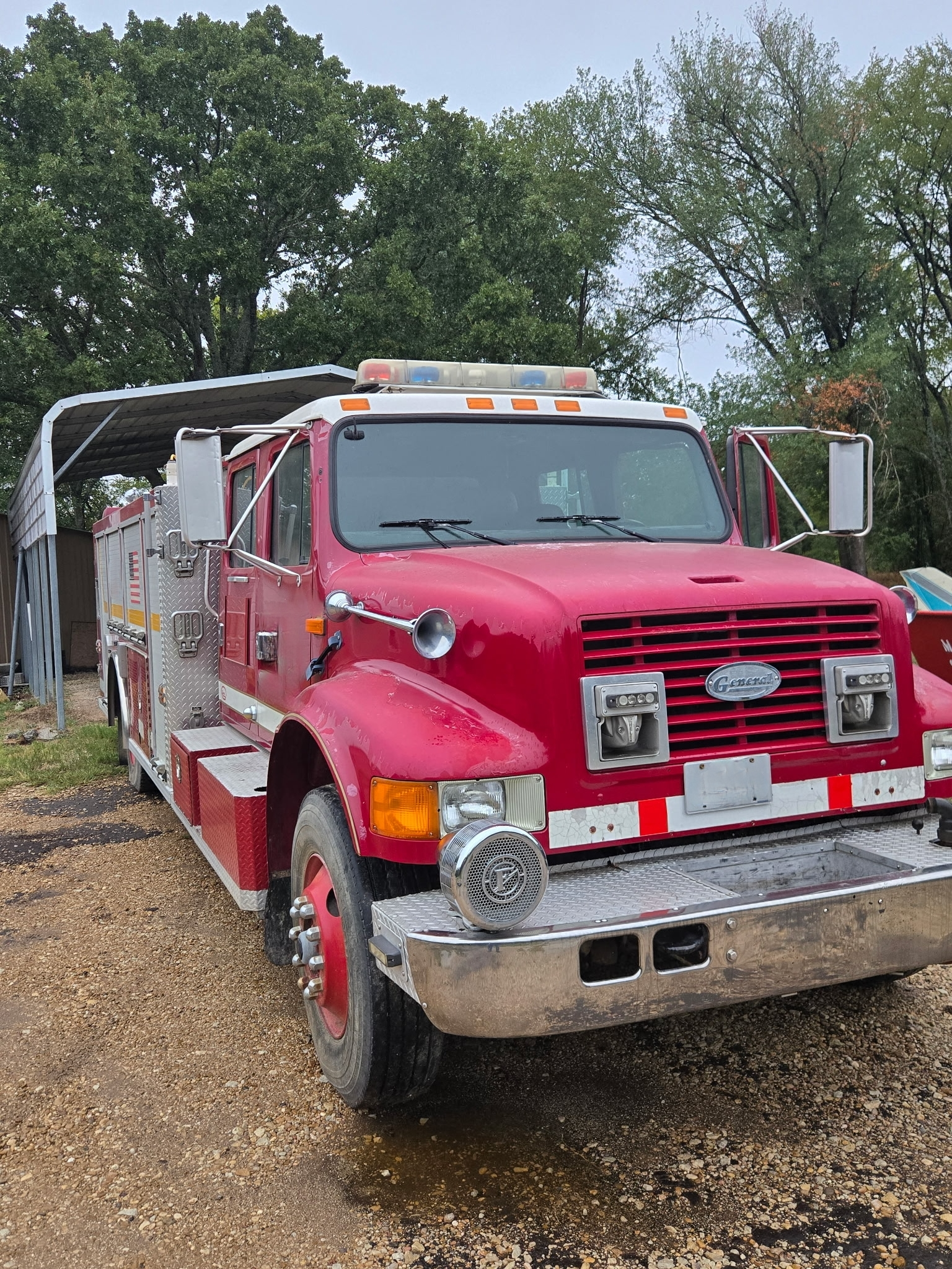 1993 International Pumper - image 2