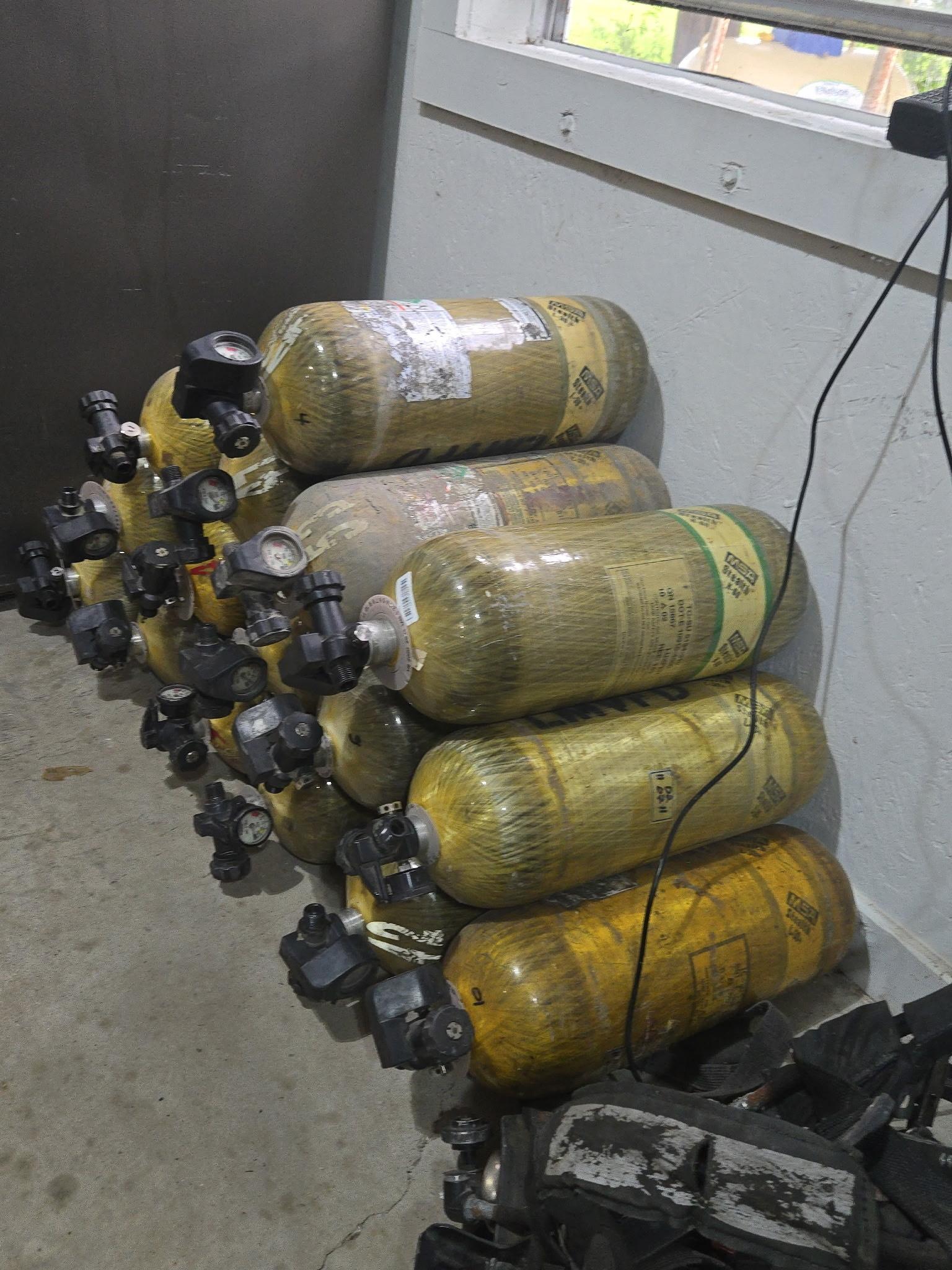 Lot of packs and bottles - image 17