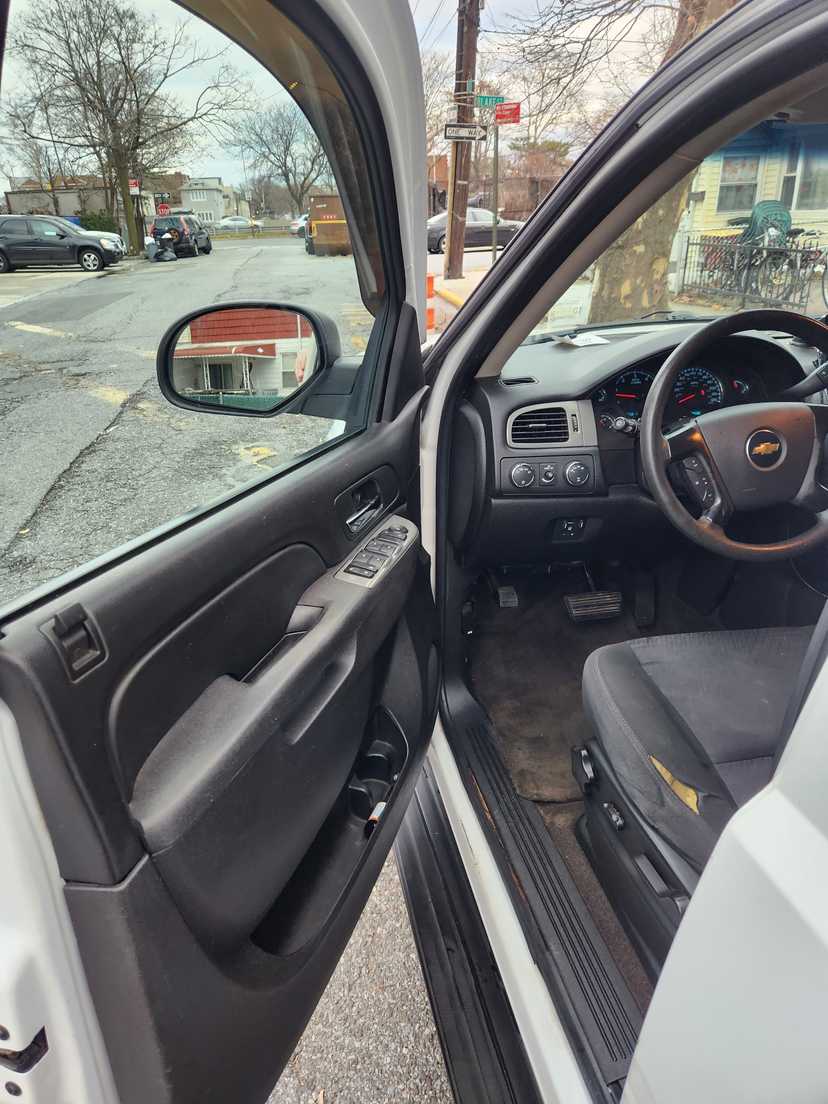 2011 Chevrolet Tahoe Command Unit — photo 7
