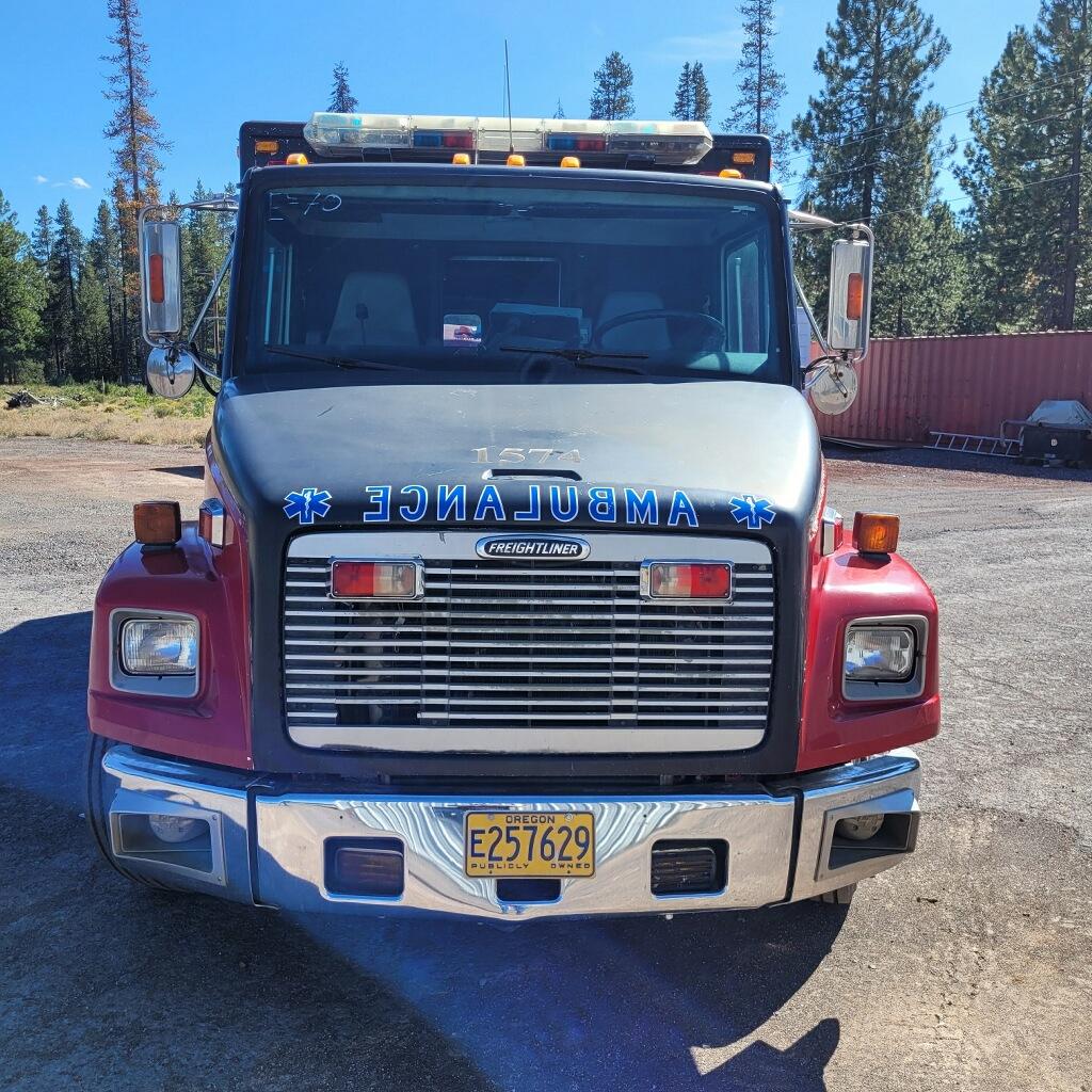 1999 Freightliner FL60 Type I - image 5