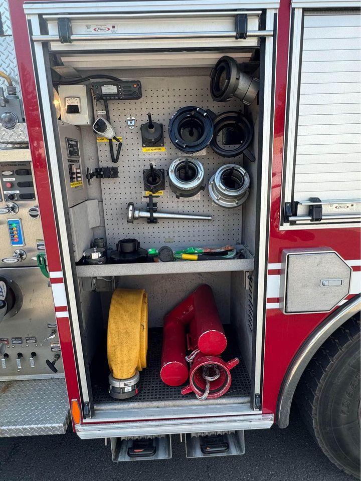 2007 Pierce 4200 Pumper - image 10