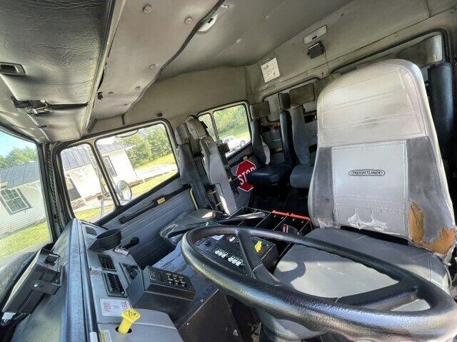 1997 Freightliner FL106 Crew Cab Fire Pumper Truck Detroit Diesel - image 24