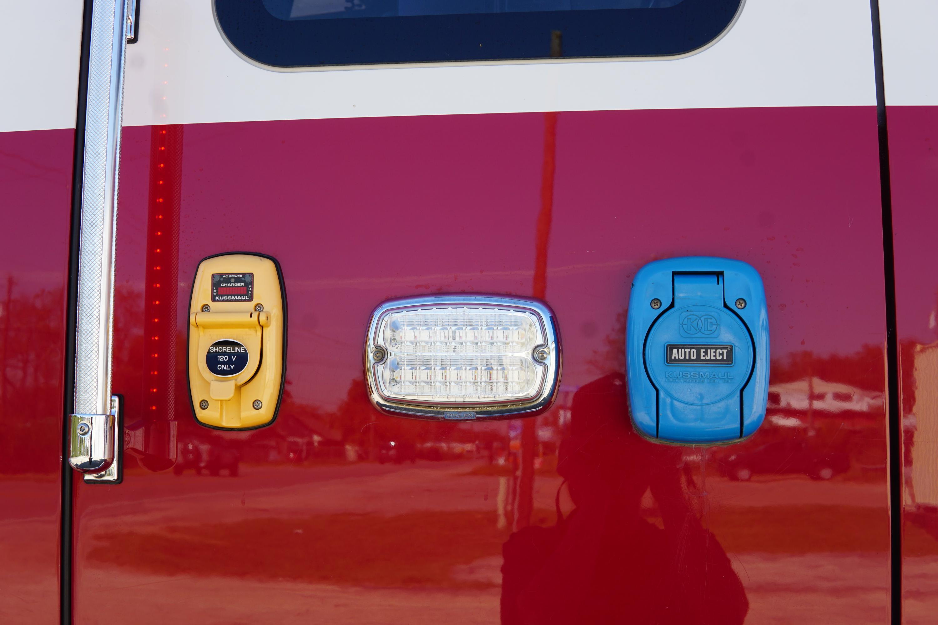 2021 Rosenbauer Commander Pumper - image 92