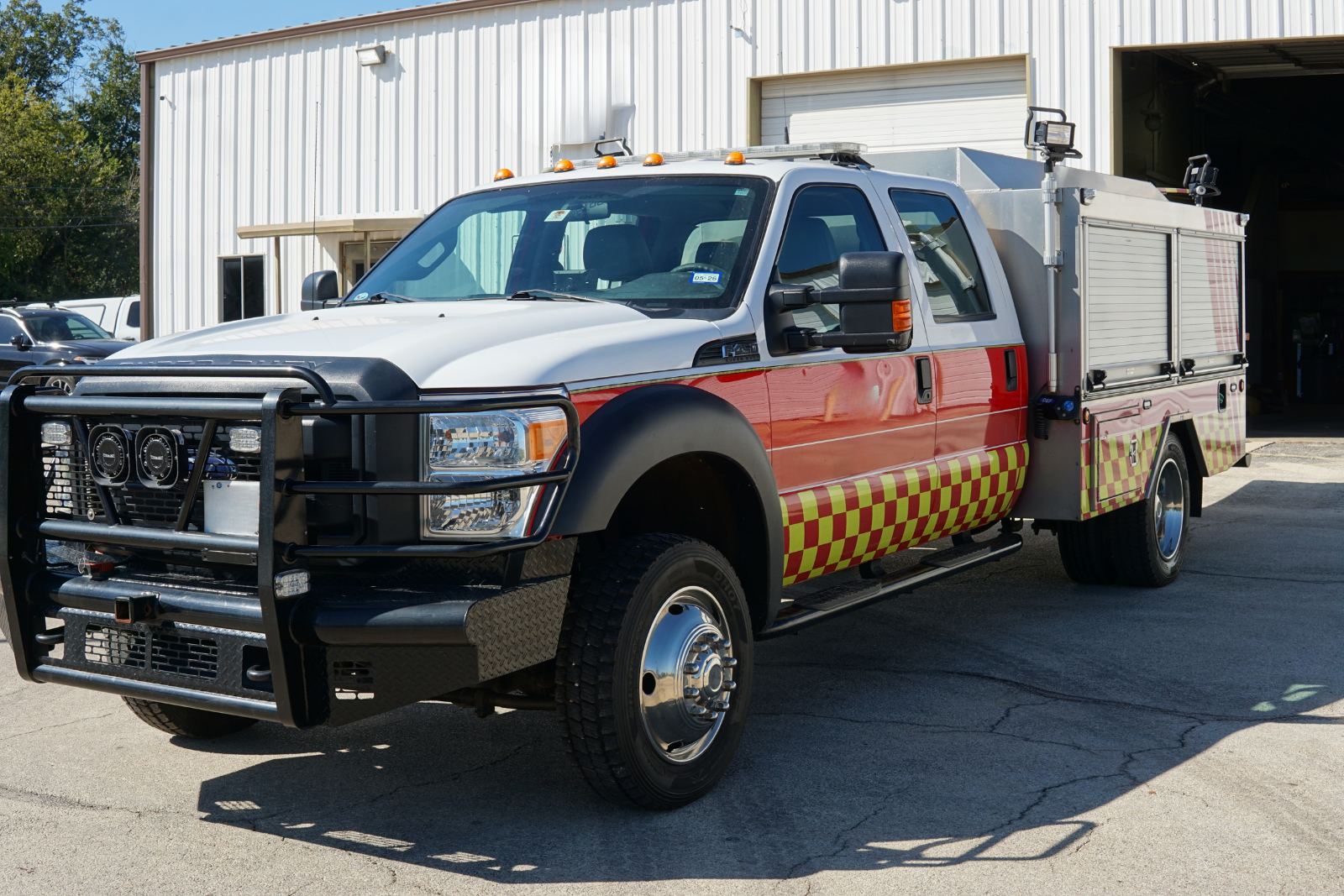 2015 4 Guys Ford 4x4 Squad - image 1