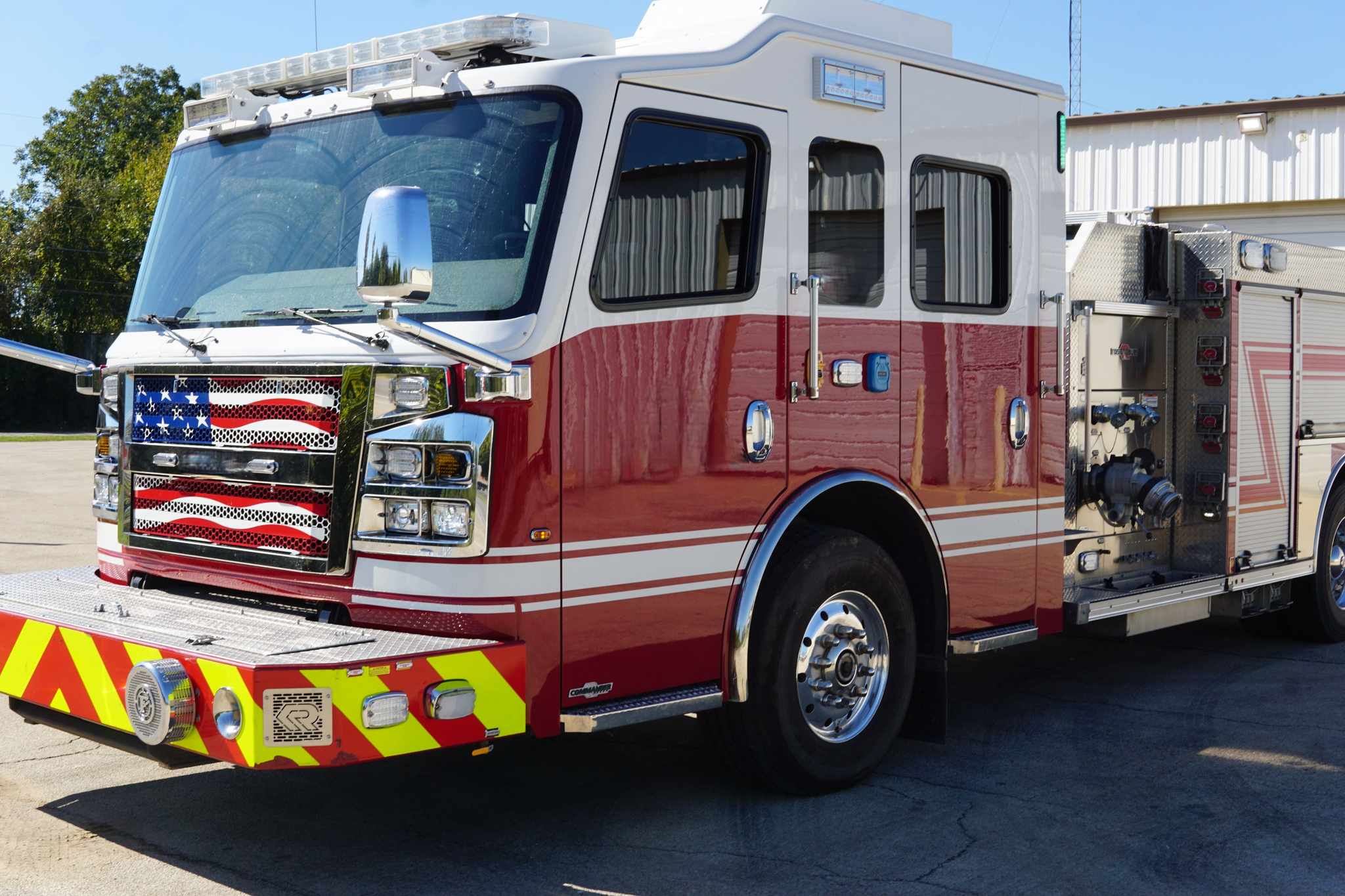 2021 Rosenbauer Commander Pumper - image 3