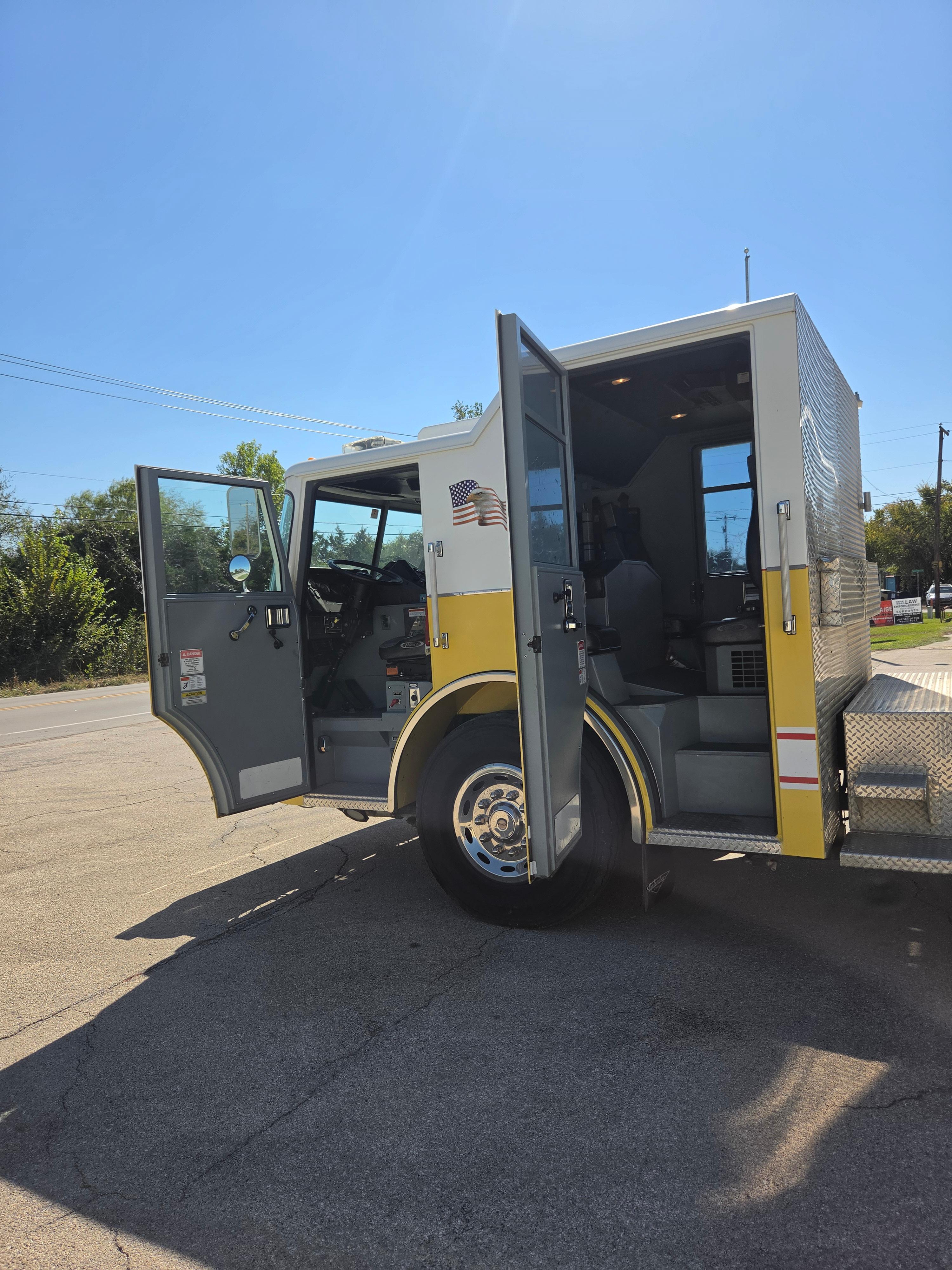2005 4 Guys Pierce Pumper - image 22