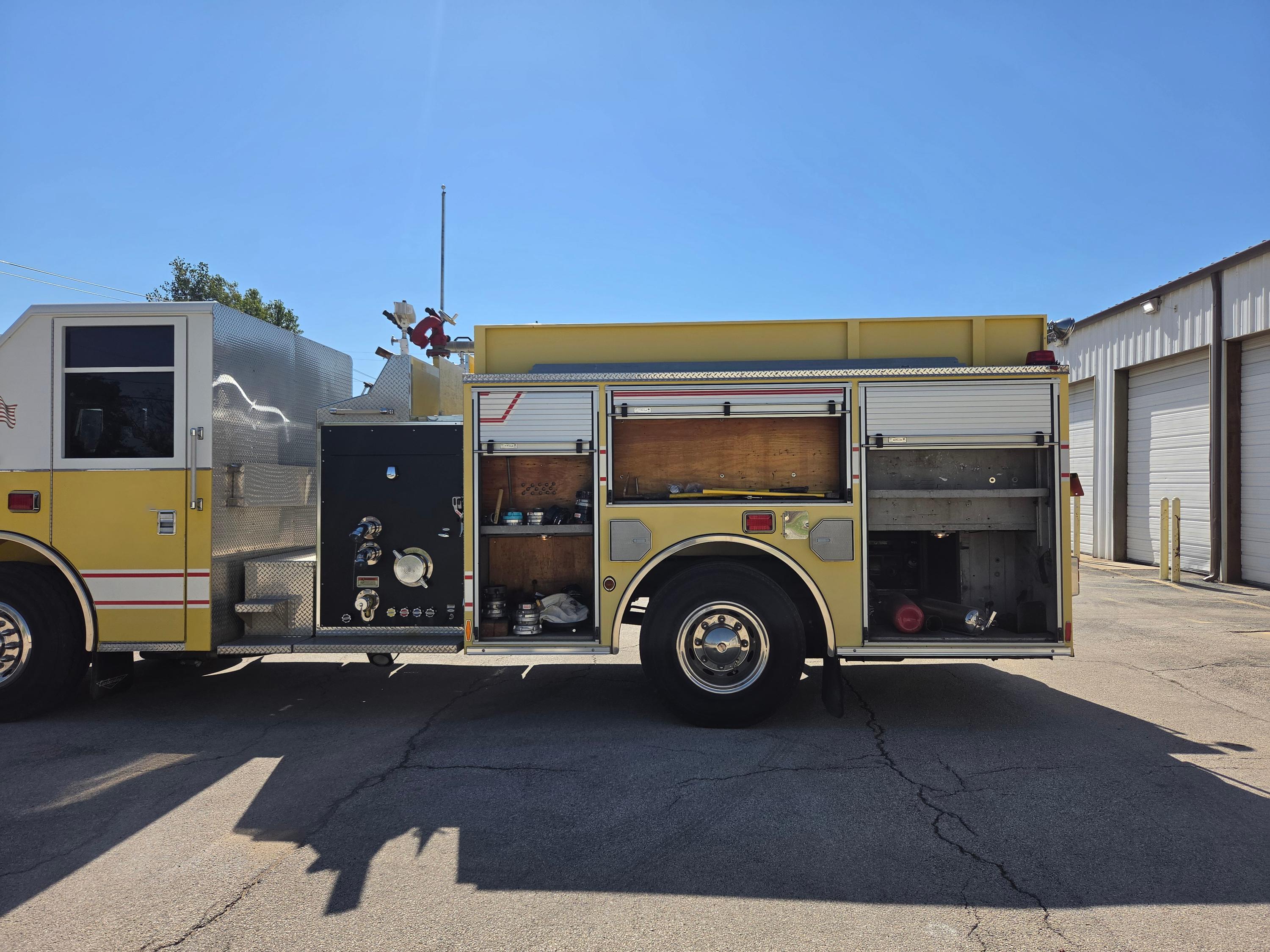 2005 4 Guys Pierce Pumper - image 40