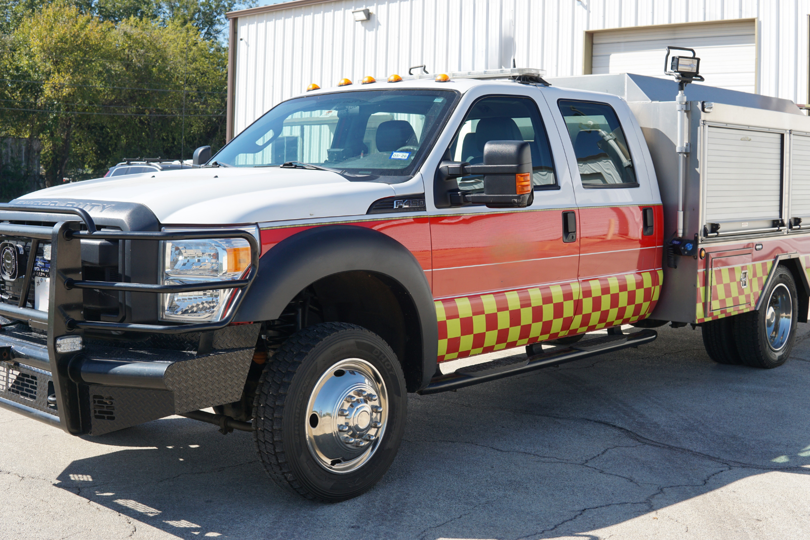2015 4 Guys Ford 4x4 Squad - image 3