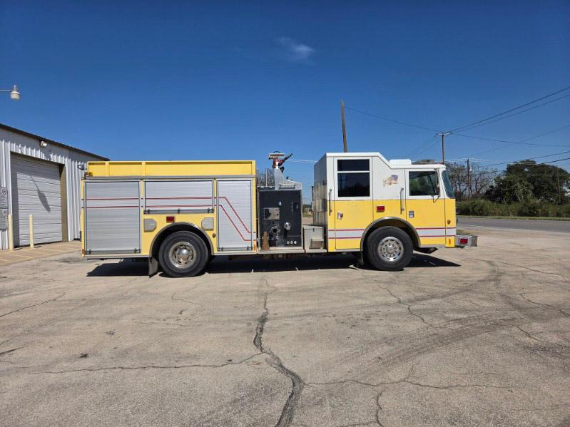2005 4 Guys Pierce Pumper - image 15