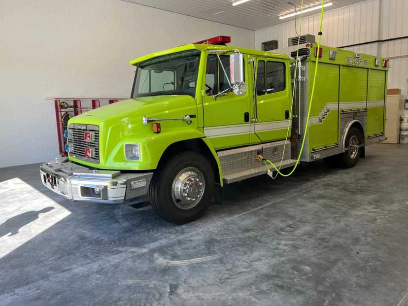 1999 Summit Freightliner Squad