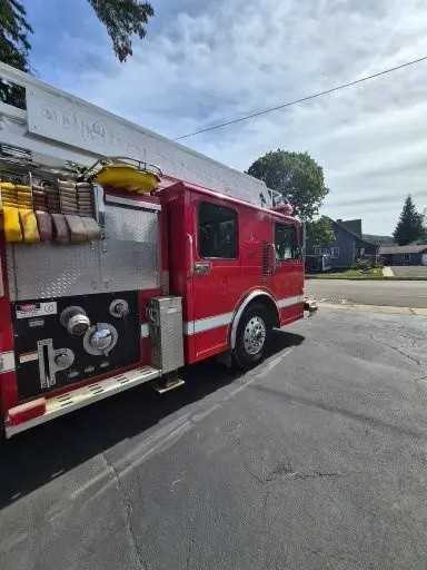 1998 Ferrara Spartan 75' Aerial — photo 6