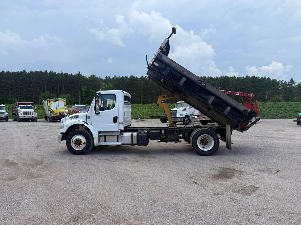 2020 Freightliner M2 Dump Truck - image 2