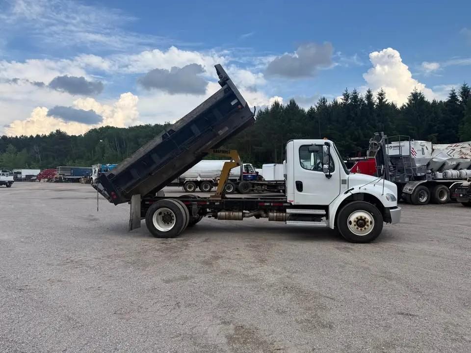 2020 Freightliner M2 Dump Truck - image 3